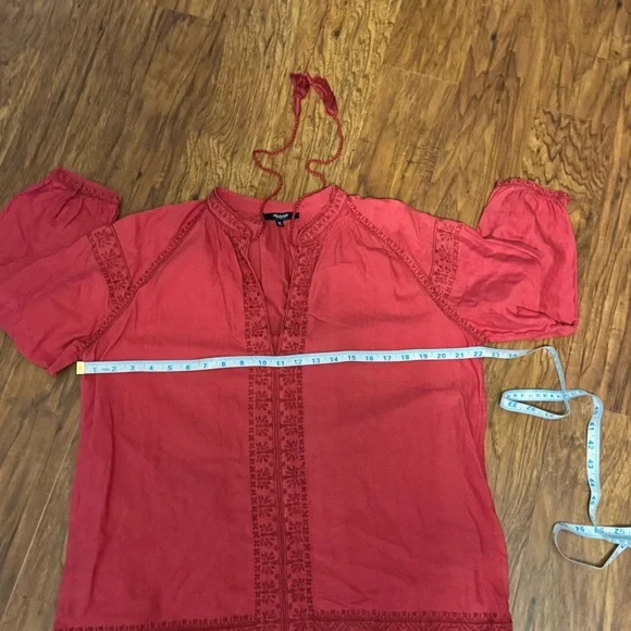 Madewell Red Embroidered Boho Blouse Size Medium Long Sleeve Top - Picture 5 of 11